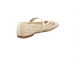 Preview: Laura Bellariva 2037