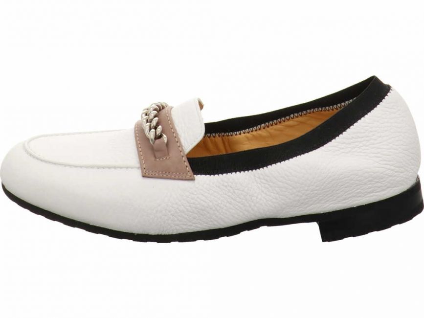 Trumans 8976