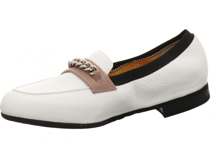 Trumans 8976