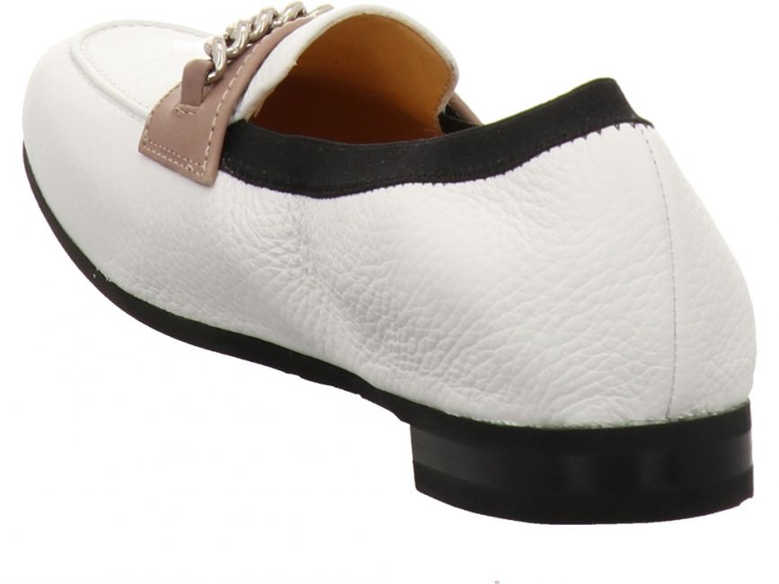 Trumans 8976