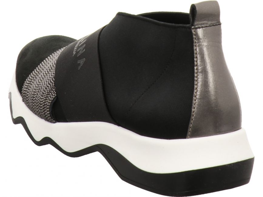 Preview: Donna Carolina 40.763.078