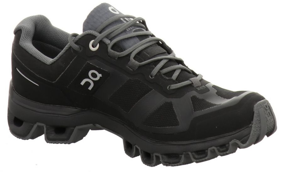 On Shoes Cloudventure WP Woman black