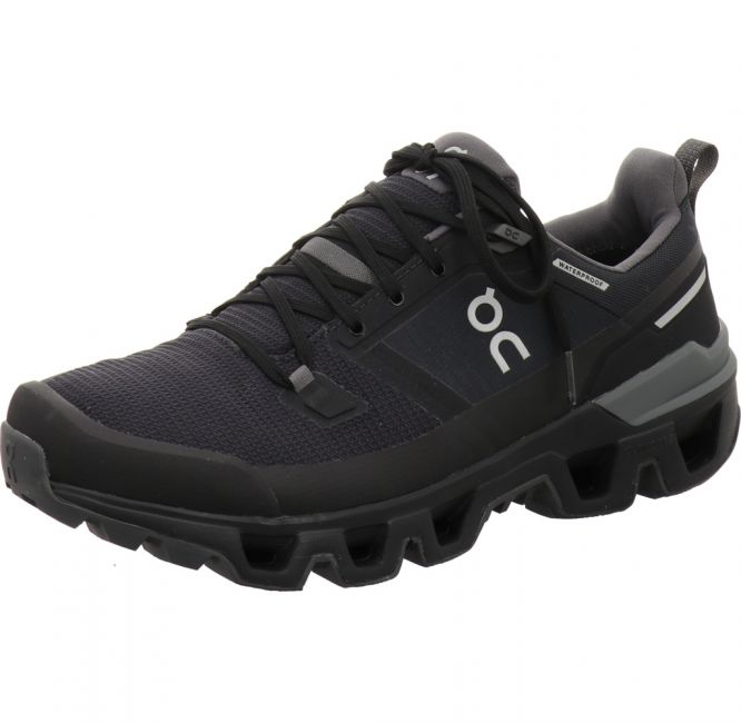 On Shoes Cloudwander WP Men black
