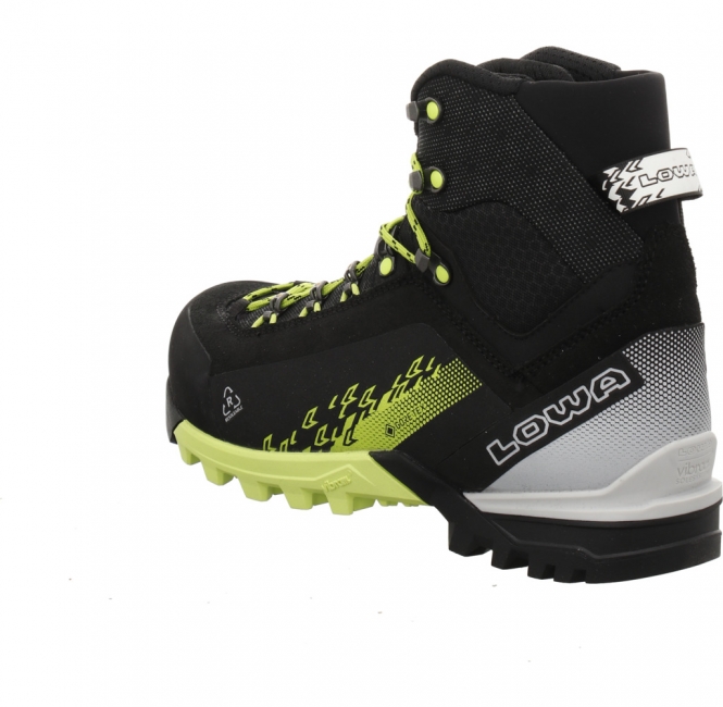 Preview: Lowa Cervino GTX Mid