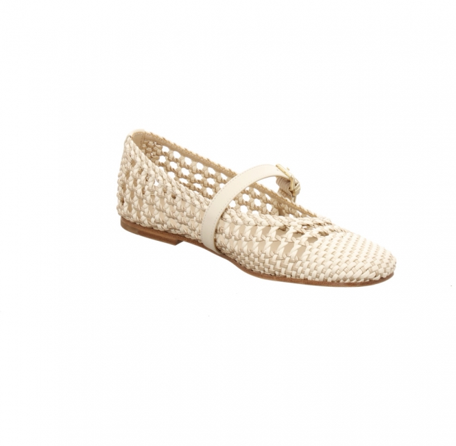 Preview: Laura Bellariva 2037