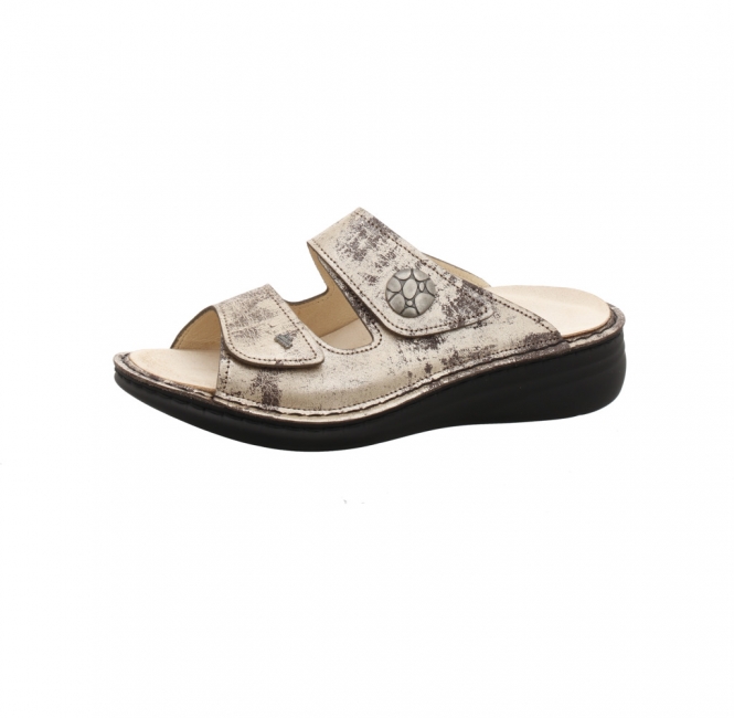 Finn Comfort Moorea oro