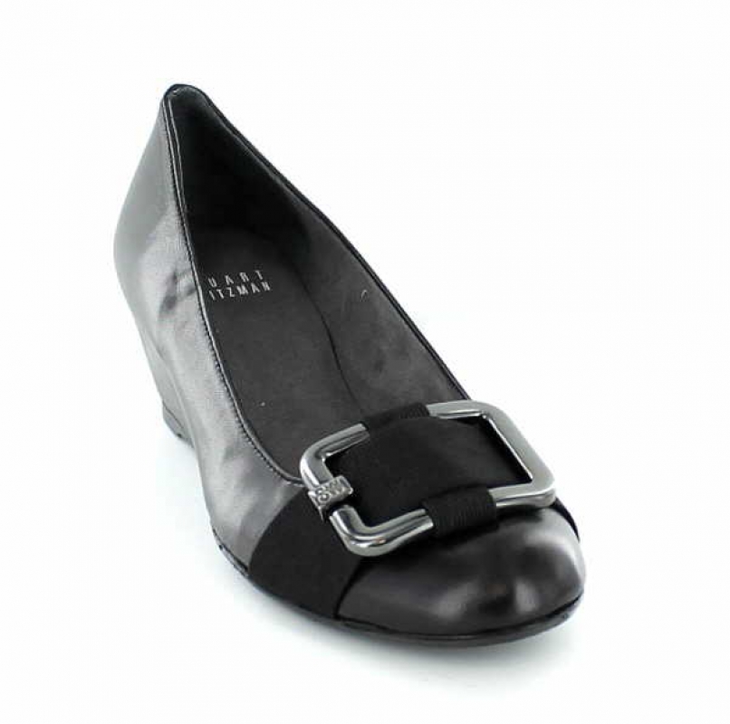 Stuart Weitzman Hugabuck