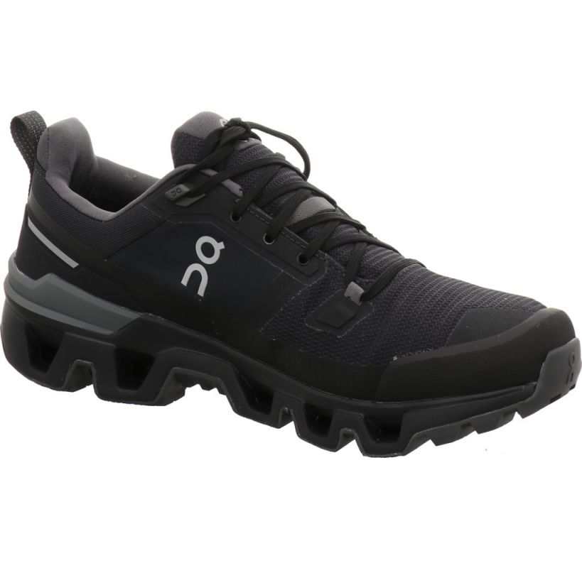 On Shoes Cloudwander WP Men black