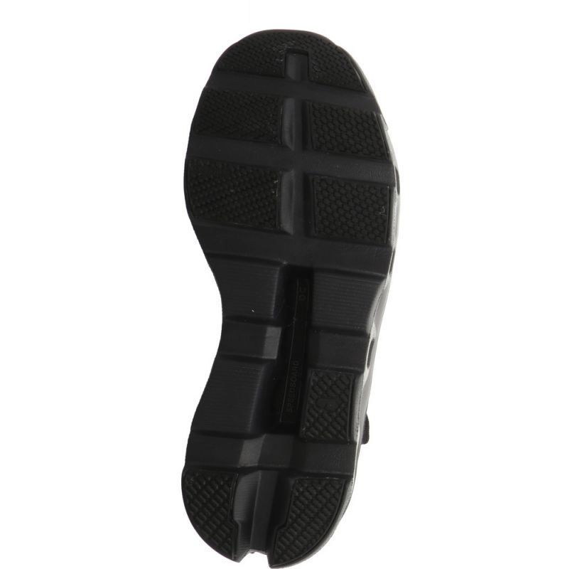 On Shoes Cloudmonster All Black