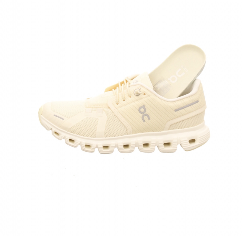 On Shoes Cloud 6 Ws Castor/Ivory