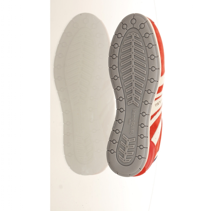 Kamo-Gutsu Tifo 046 rosso